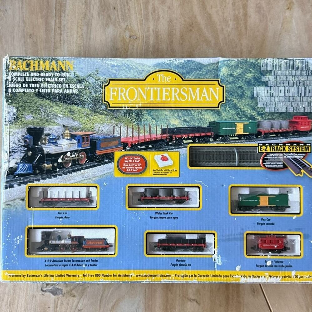 Brand New Bachmann "The Frontiersman" HO Scale Electric Train Set - Complete & R